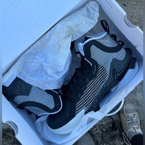 NIB Nike Air Zoom GT Jump Men’s Us 12 Summit Black Basketball Shoes